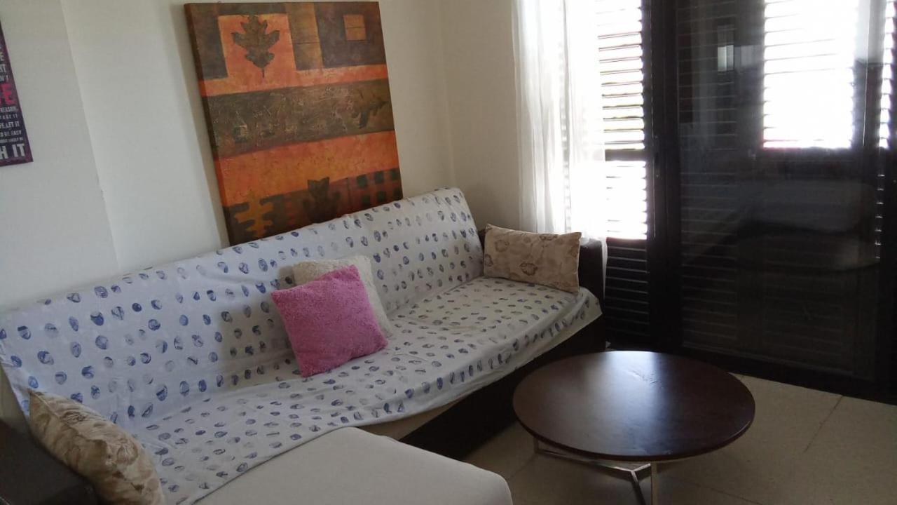 2 Bedroom Apartment In Makenzi Lárnaka Eksteriør bilde